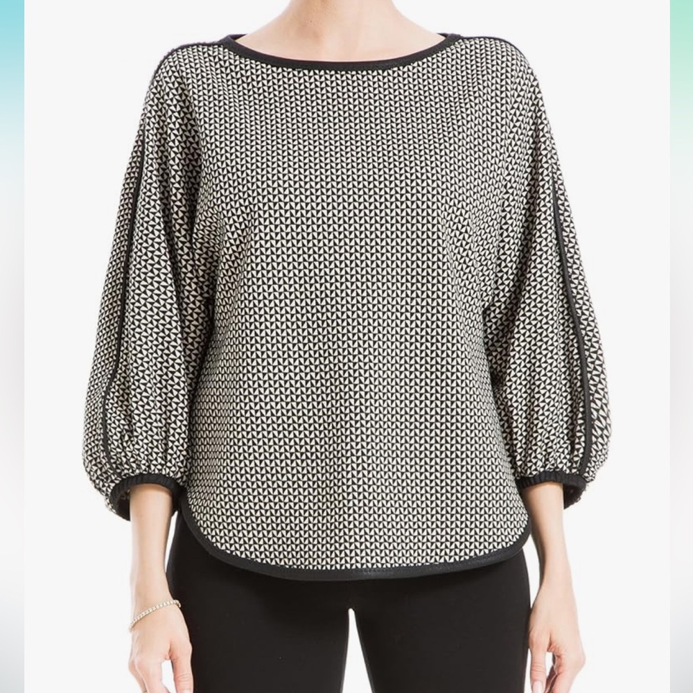 Max Studio double knit 3/4 sleeve Black and White geometric top - size Small